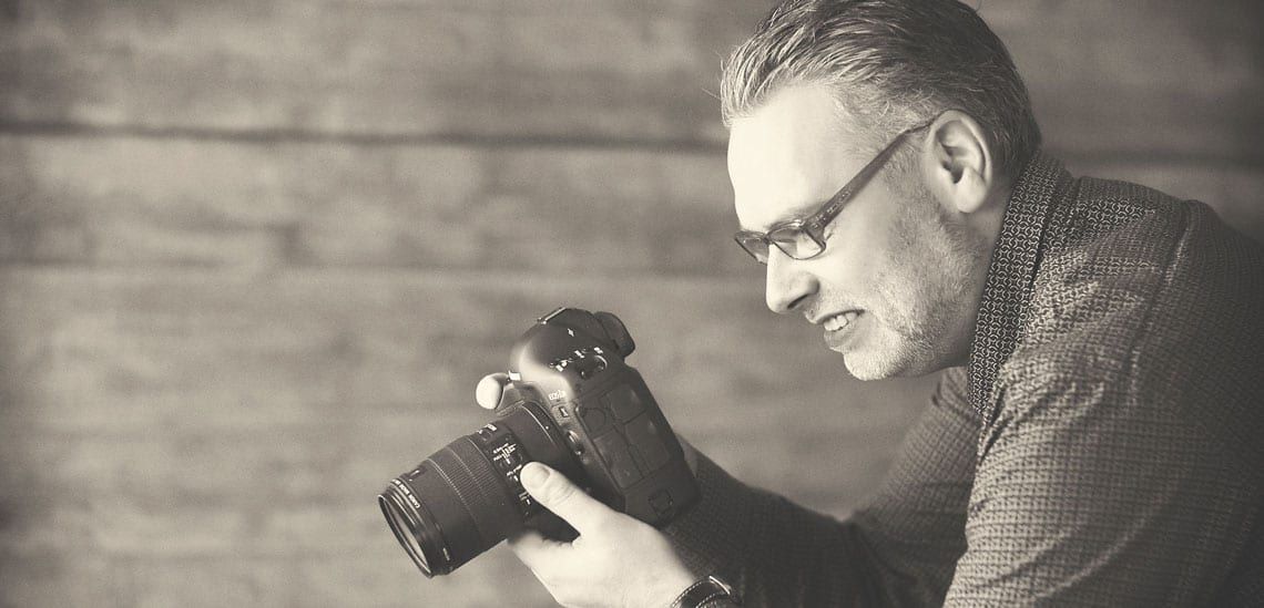 Lars Larsen med kameraet